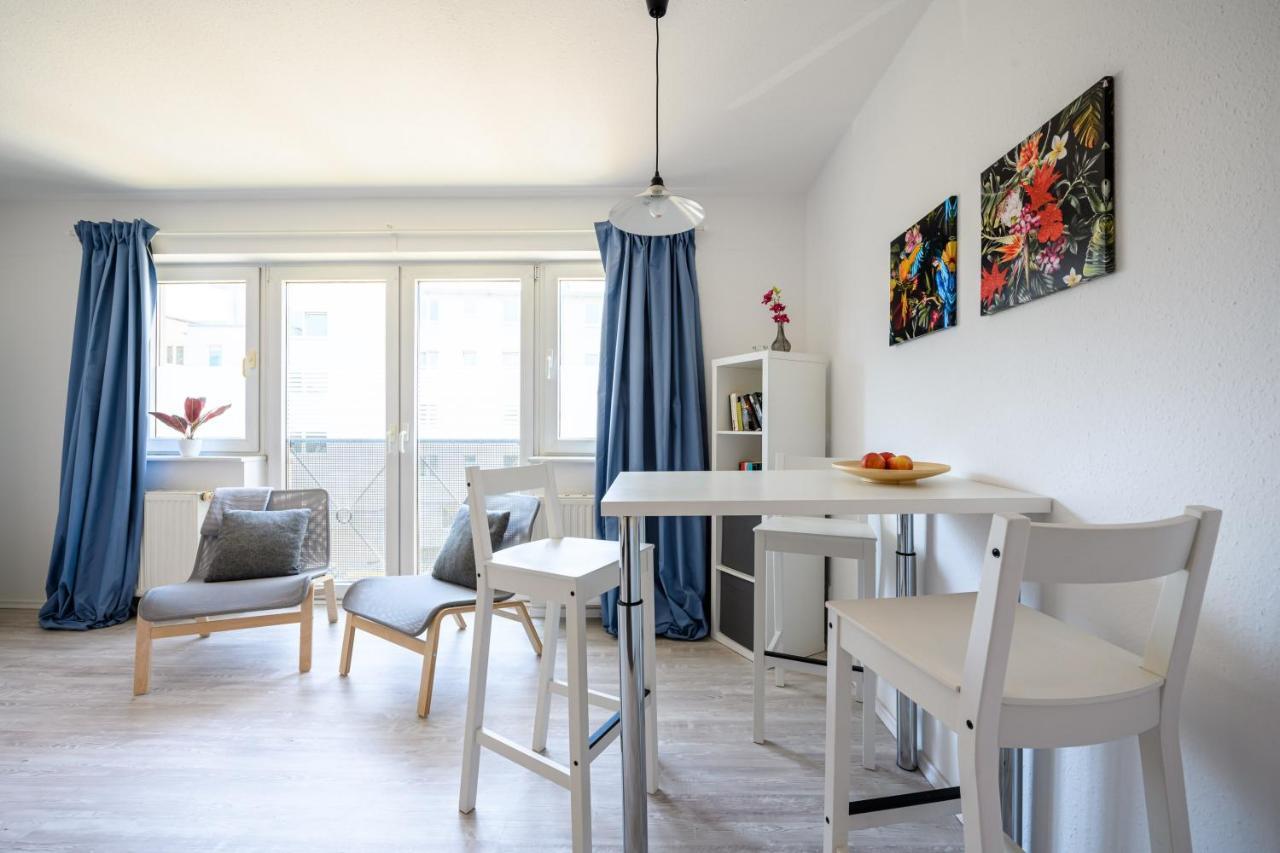 Helles In Top-lage Mit Parkplatz Magdeburg